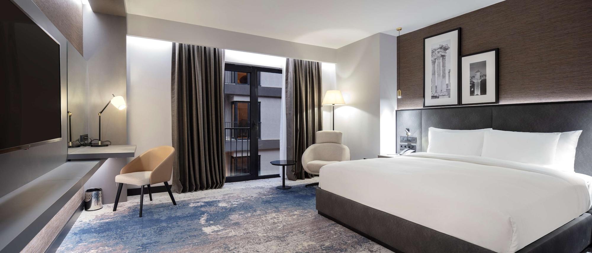 Radisson Aliaga Hotel 5*